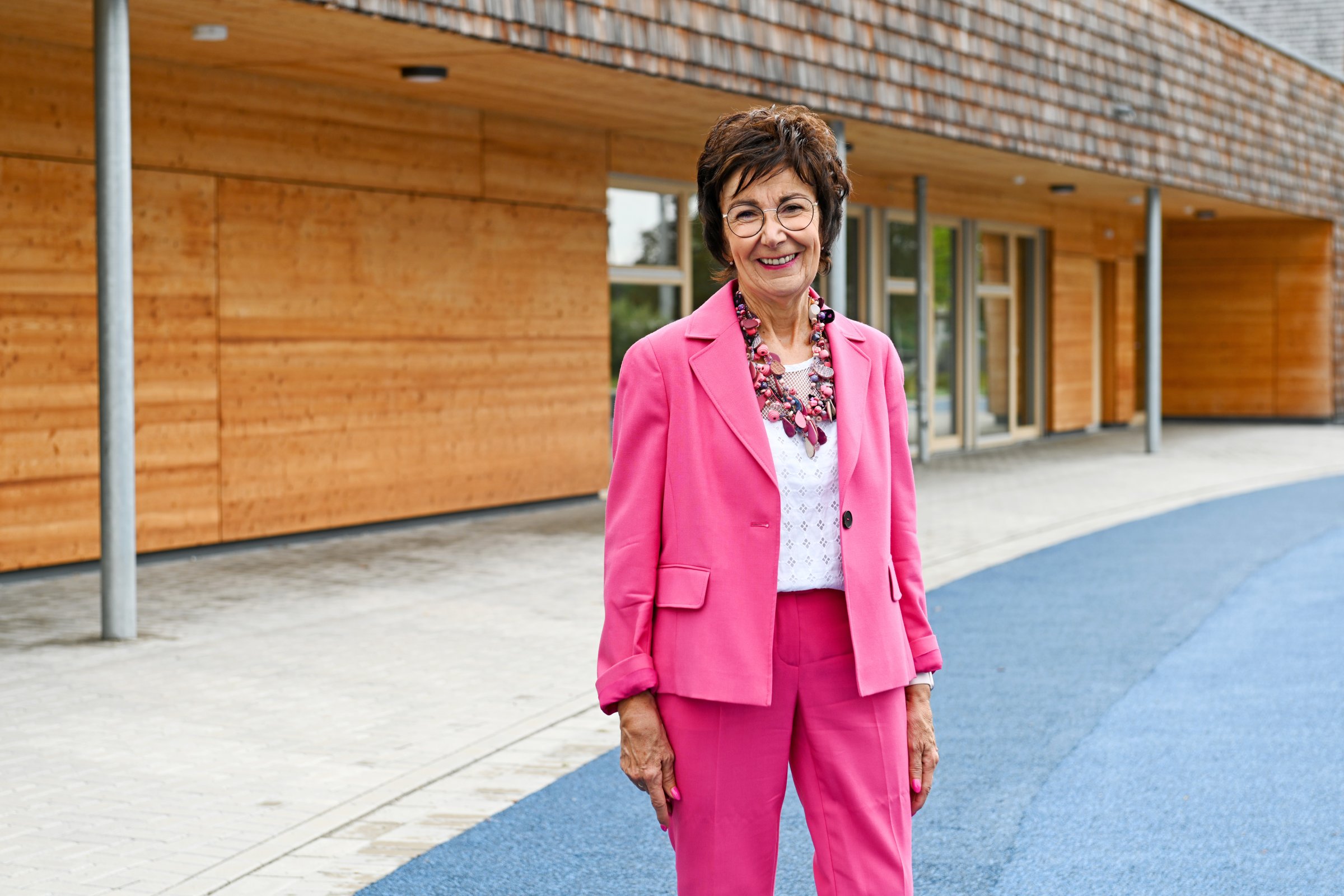 Bürstadt Bildungs- und Sportcampus Bürgermeisterin